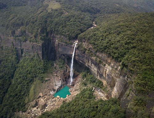 ROMANTIC MEGHALAYA